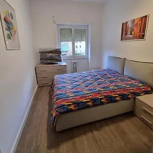 Affittacamere Camilluccia House &, Roma
