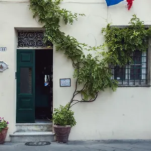 https://bed-breakfast-la-torre.it-tuscanyhotel.com