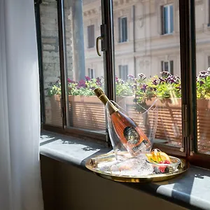 Bed & Breakfast Neman Maison Experience I Pantheon, Roma